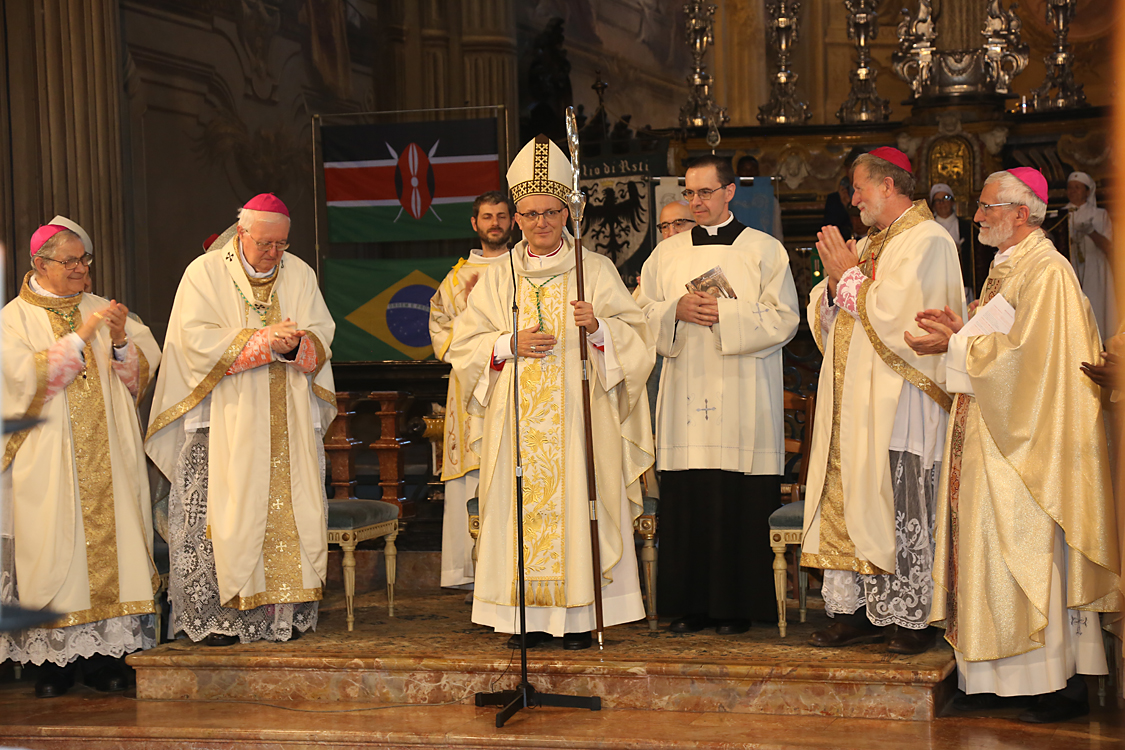 Monsignor Marco Prastaro Vescovo di Asti_295.jpg